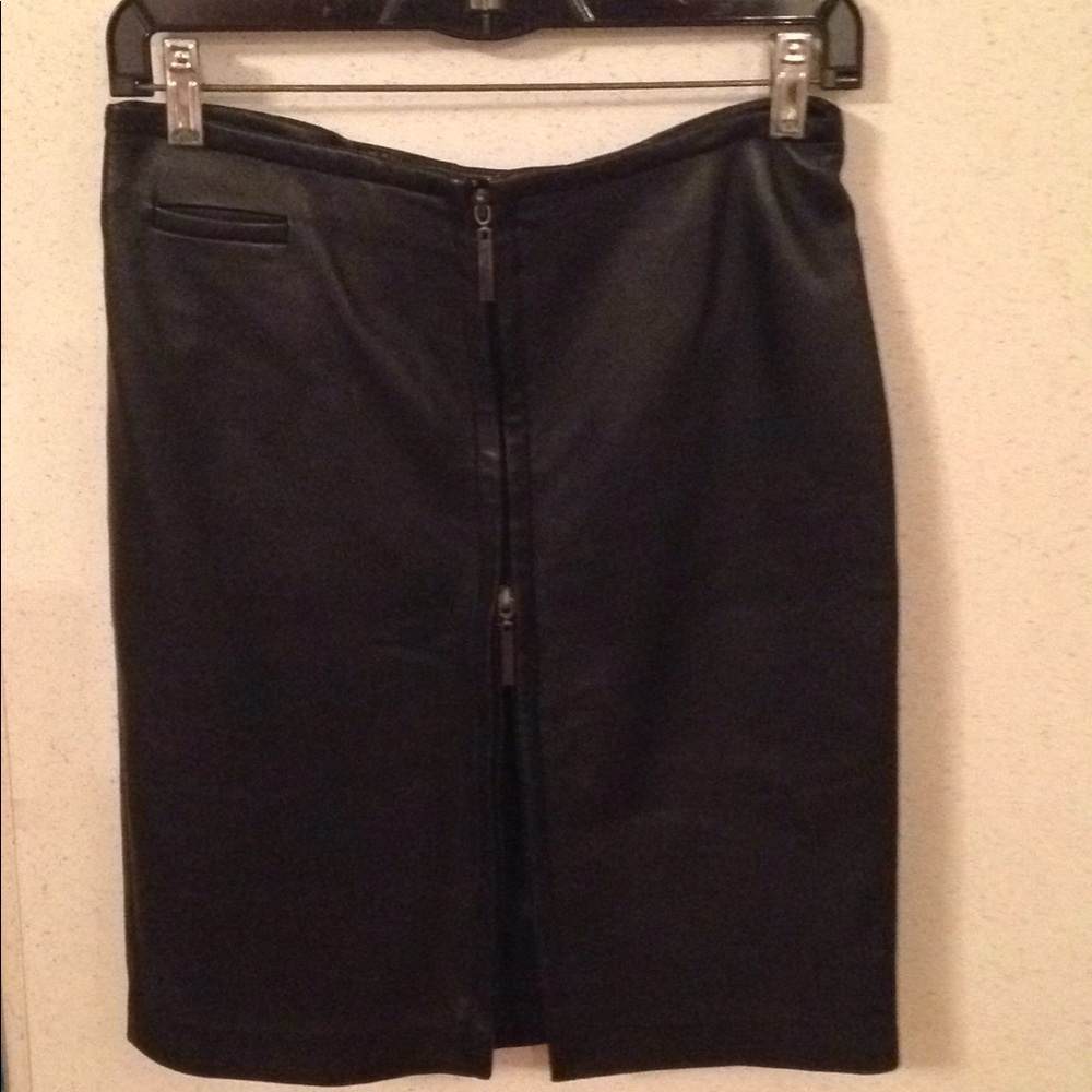 👯 EXPRESS Genuin leather skirt,size 3-4👯